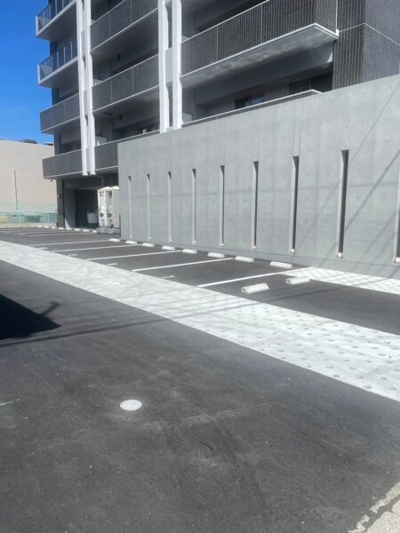 画像：熊本県｜集合住宅駐車場