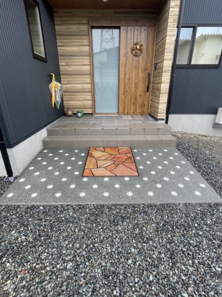 画像：静岡県｜玄関前